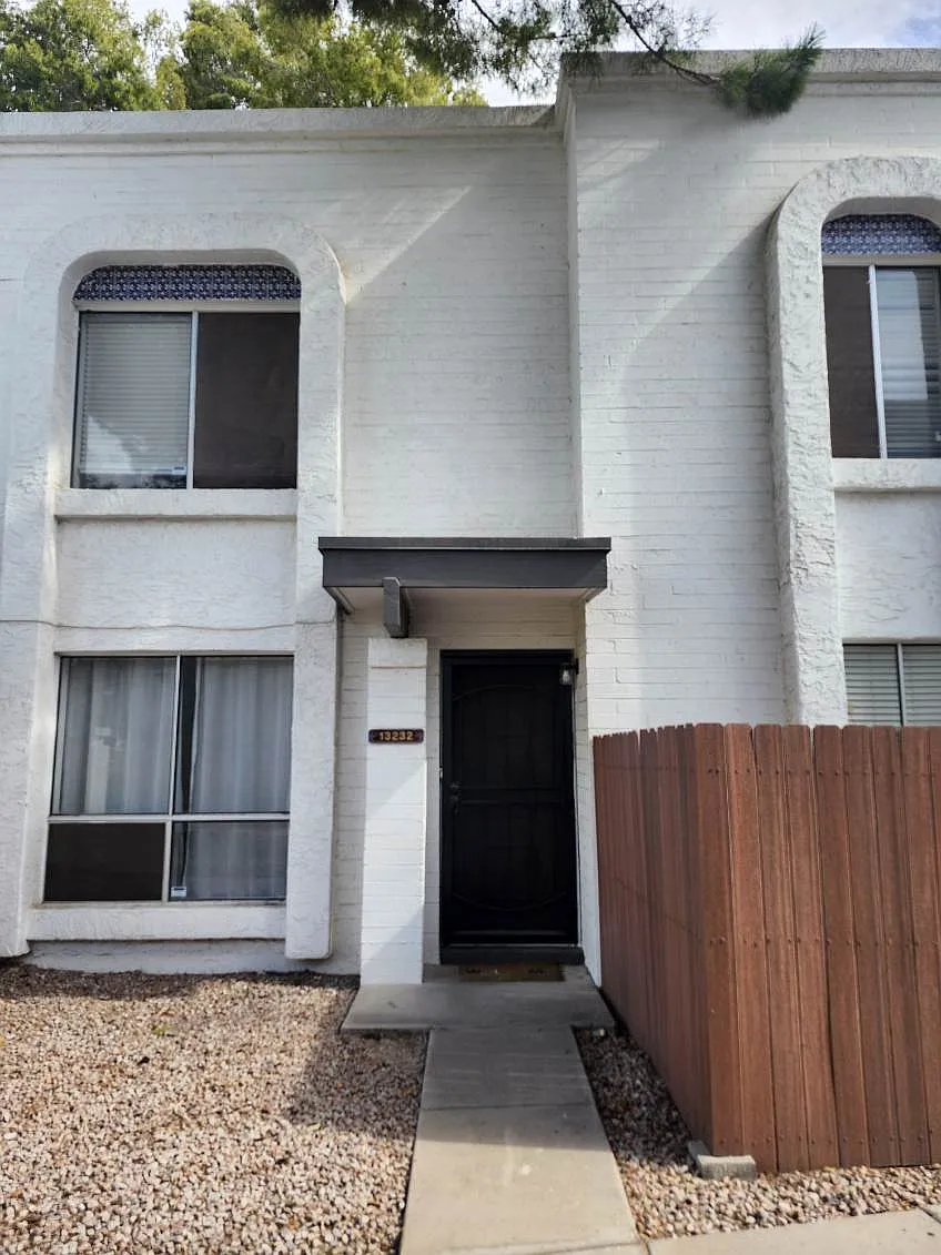2 bed, 1.5 bath, 1248 sqft, $1,600 — Photo 1