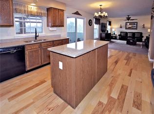 5 Lacebark Ct, Pittsburgh, PA 15239