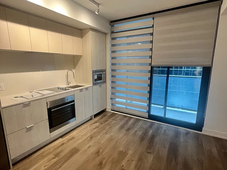 1 Jarvis St #619 — Photo 3