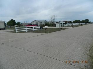 104 Squires Ct, Ferris, TX 75125