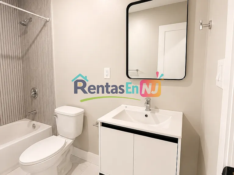 9 Stecher St #2S — Photo 4