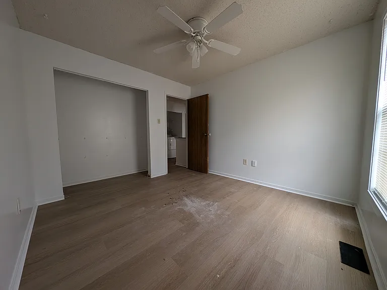 14406 Winnpenny Ln — Photo 18