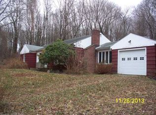 9 Mount Nebo Rd, Newtown, CT 06470