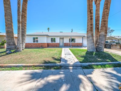 1785 Vine St, El Centro, CA, 92243