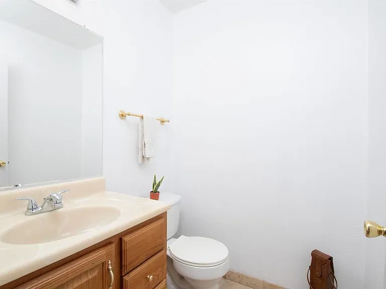 31916 Del Cielo Este — Photo 8