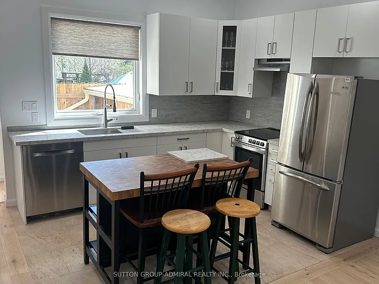 222A Saint Marks Rd — Photo 3