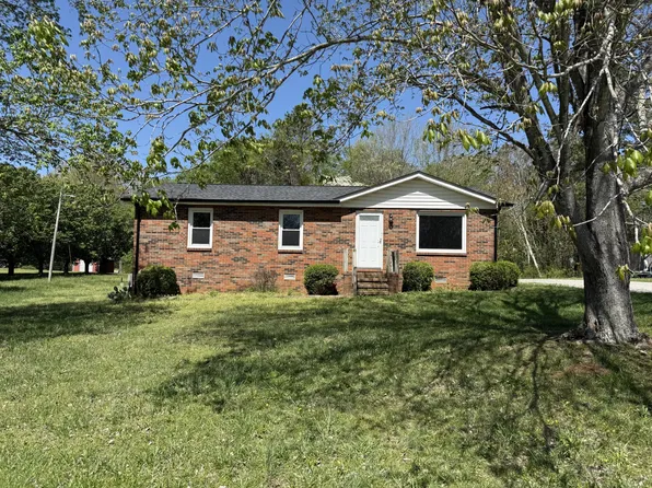 581 Hennessee Ave, Morrison, TN 37357
