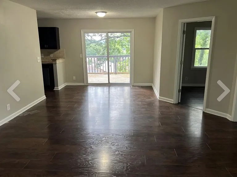 2821 Barksdale Ln — Photo 4