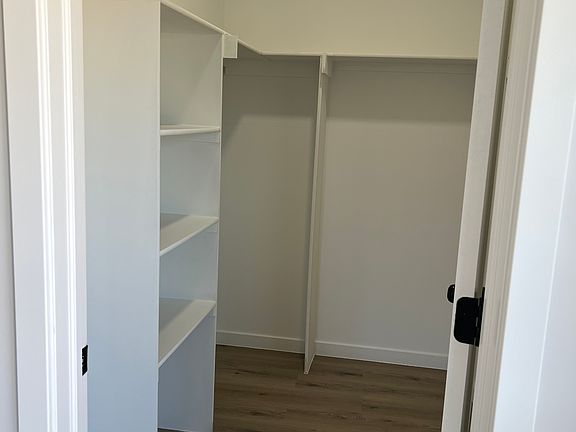 4th image of 26207 W Warren St #2