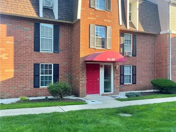 95 Heather Ridge #95, Shelton, CT 06484