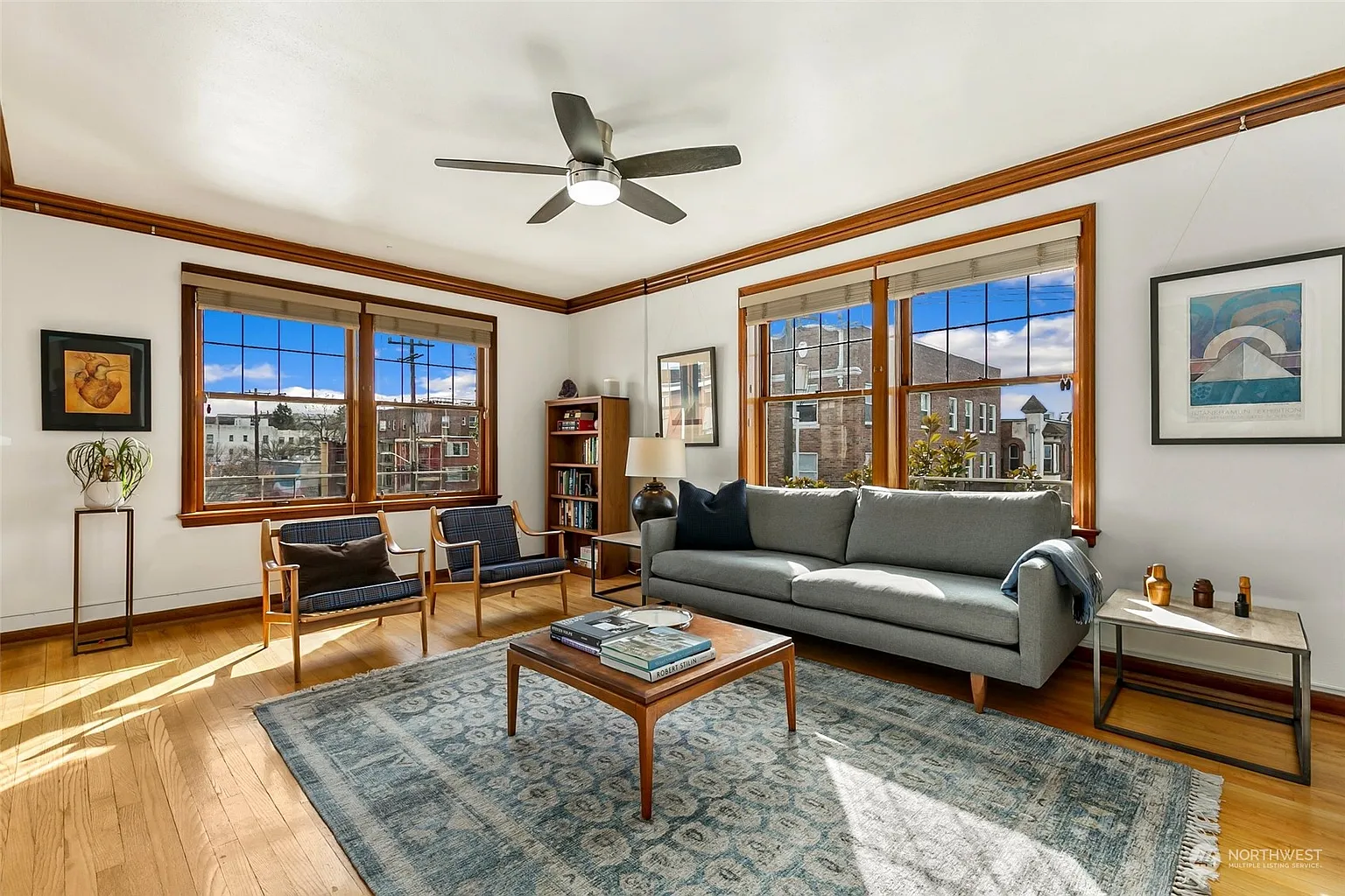 400 Boylston Avenue E #403 photo 1
