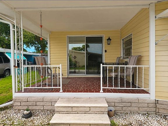 4th image of 601 Starkey Rd #288