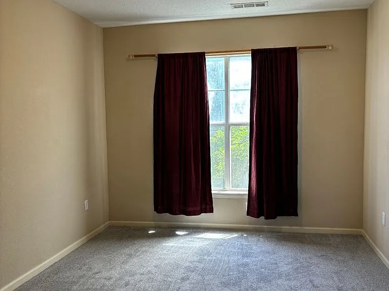 1101 Baldwin Rowe Cir — Photo 20