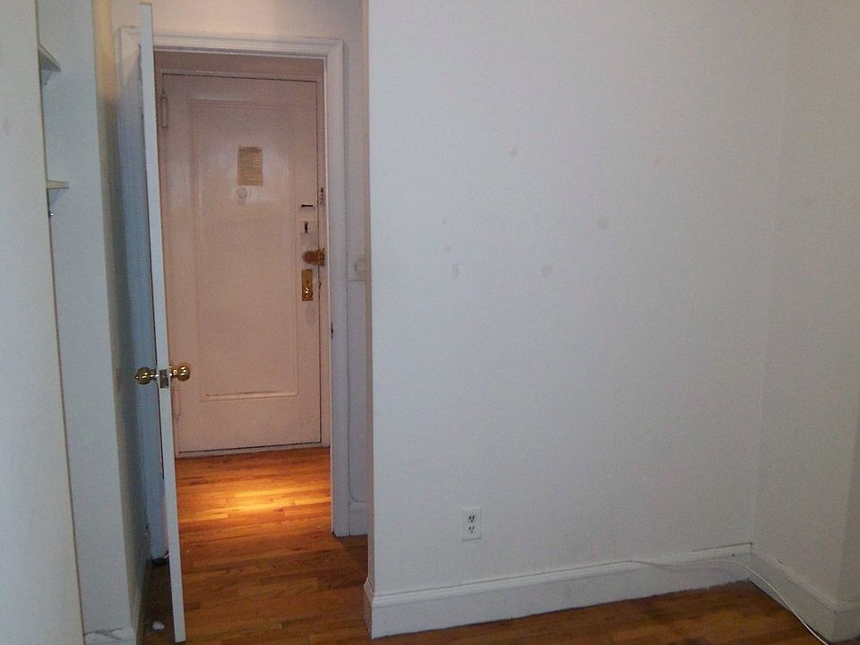 1st image of 316 Mott St