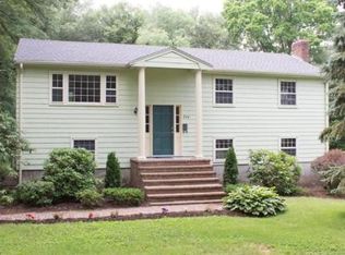 374 Union St, Millis, MA 02054
