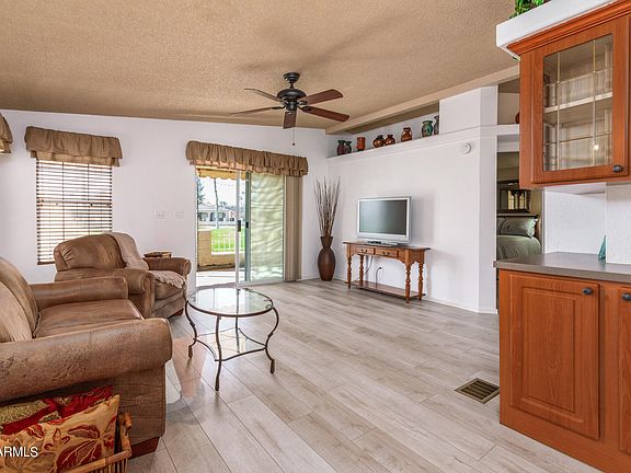 5th image of 1935 E TORREY PINES Lane