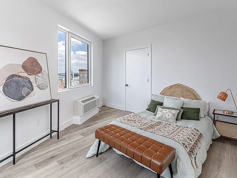 39-40 Madison St #6C — Photo 2