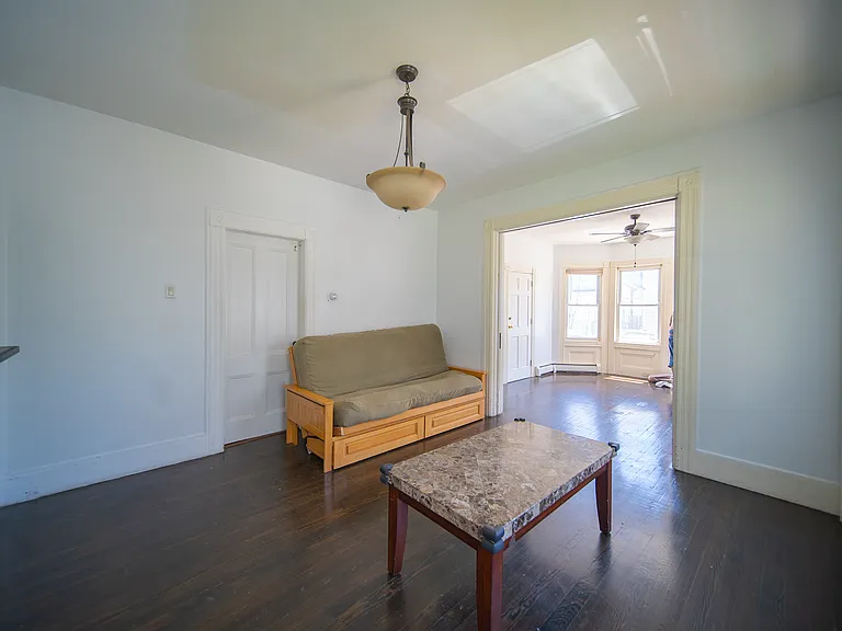37-39 Elk St #1 — Photo 3