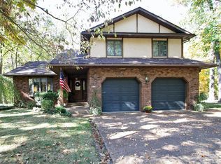 26 Northwoods Trl, Highland, IL
