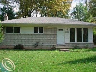 2nd image of 21960 Leyte Ave