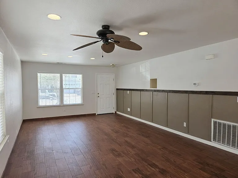 344 Citadel Ave — Photo 6