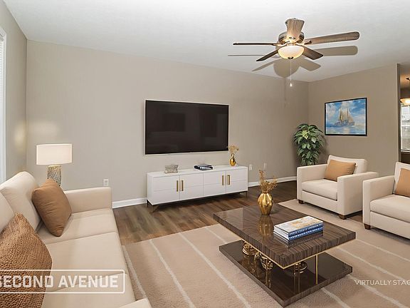 3rd image of 7219 Ravenwood Ln