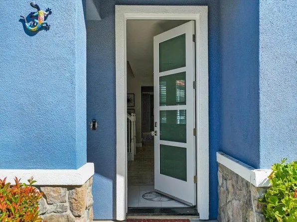 1463 Augusta Pointe Dr, Ripon, CA 95366