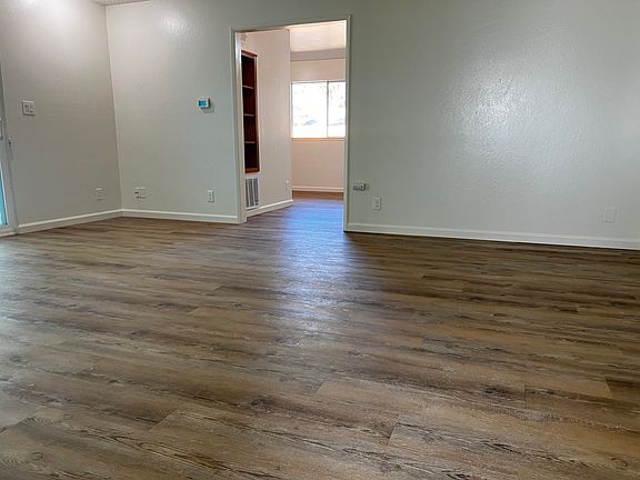 4th image of 13940 Hackett St APT 5