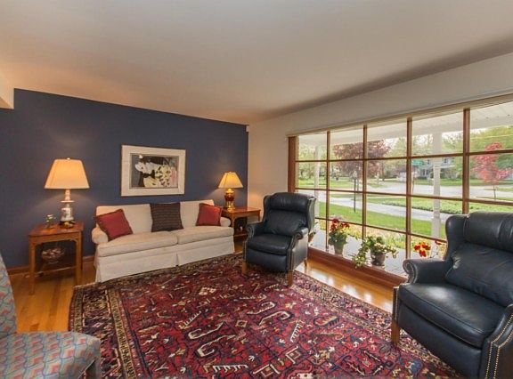 3rd image of 1195 Euna Vista Dr