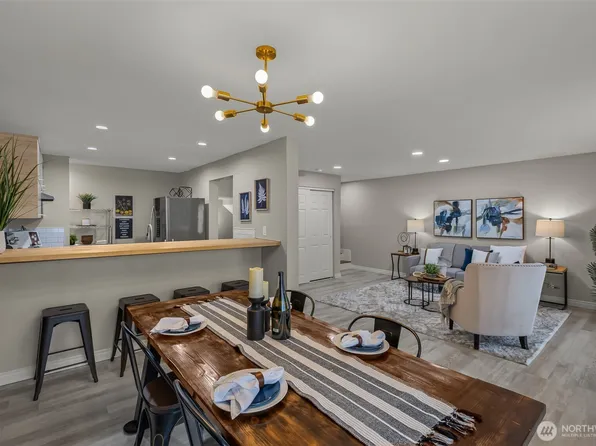 16820 6th Avenue W #B11, Lynnwood, WA 98037