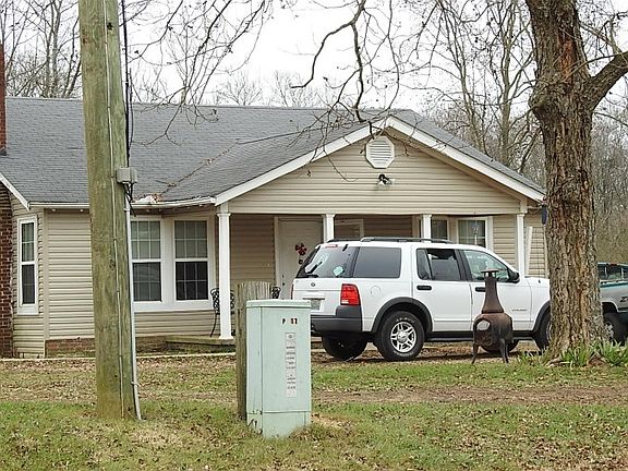 2nd image of 1037 Whitesville Dr