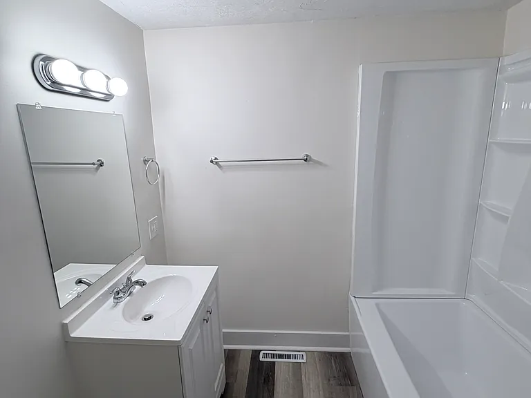2250 Bellfield Ave — Photo 7