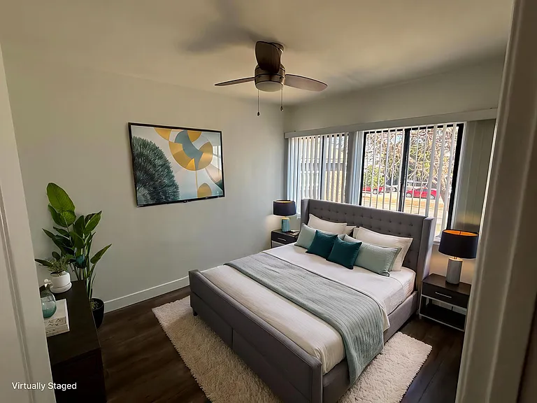 5623-5633 W Venice Blvd — Photo 27
