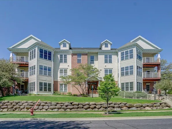 191 Shato Ln, Monona, WI 53716
