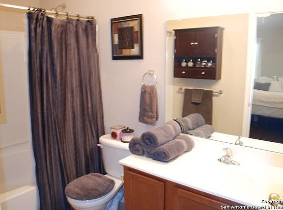 3rd image of 9350 Durham Ledge