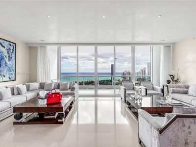 20155 NE 38th Ct APT 2903, Aventura, FL, 33180