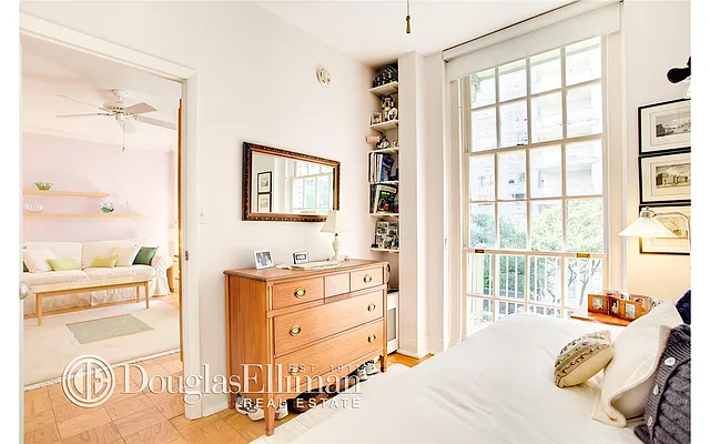 Rented by Douglas Elliman | media 15