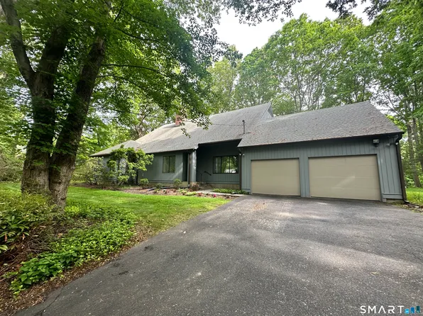 110 Wedgewood Drive, Easton, CT 06612