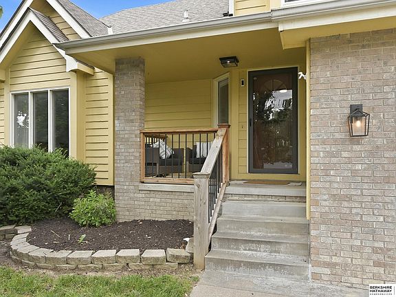 3rd image of 4316 N 134th St