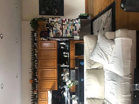 Rented by Batra Group Inc | media 24