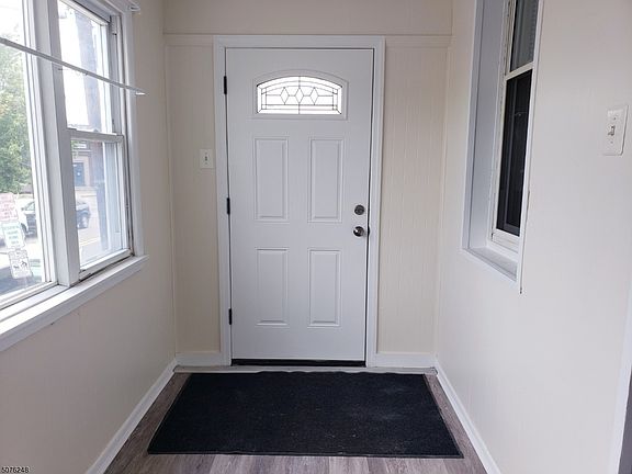 2nd image of 9 King St #1
