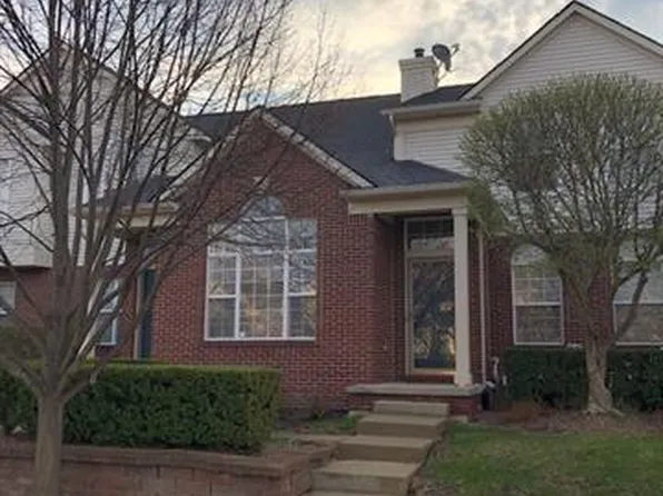 4105 Cameron Cir #1, Commerce Township, MI 48390