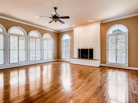4th image of 5213 Shenandoah Ct