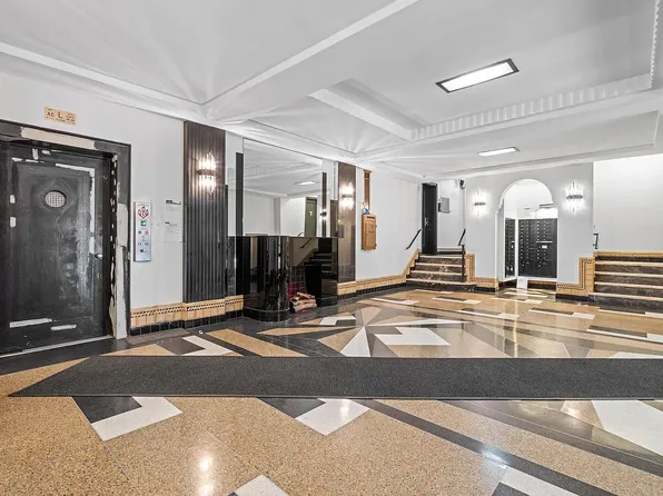 95 Park Terrace East image 15 of 19