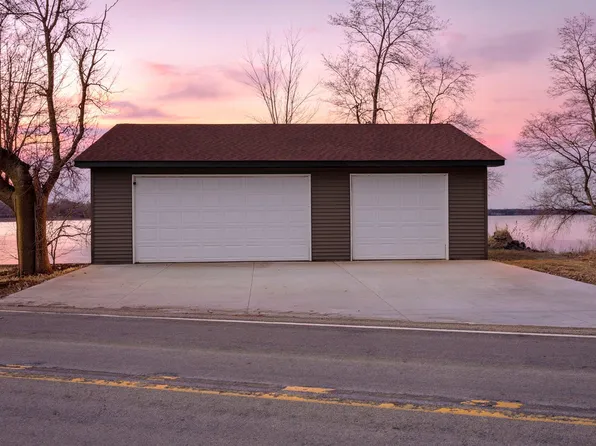 3990 Cannon Lake Trl, Faribault, MN 55021