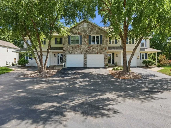 249 N Musket Ridge Dr, Sun Prairie, WI 53590