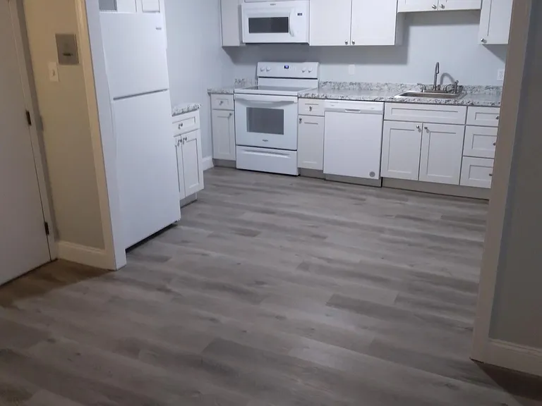 13 Silvestri Cir #2 — Photo 5