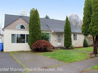 8727 NE Siskiyou St, Portland, OR