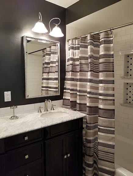 828 E Platte Ave — Photo 31