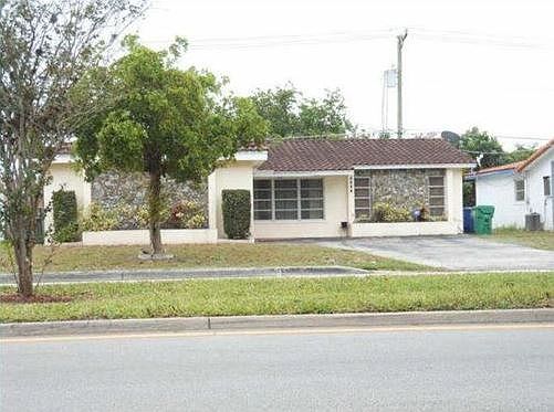 1st image of 8444 Miramar Pkwy